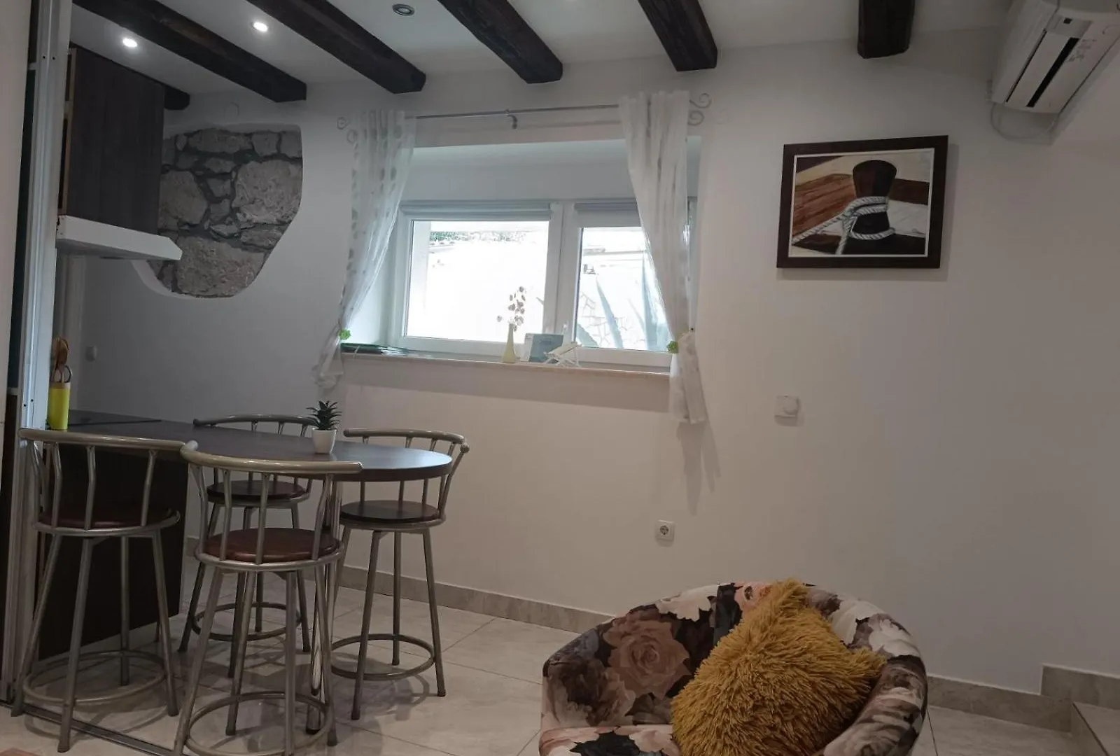 Apartments 4M Kostrena 0*,  Croaţia